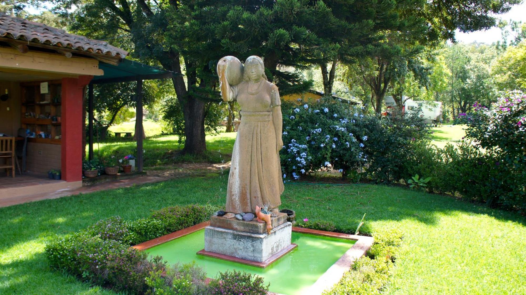 Villa Patzcuaro Garden Hotel المظهر الخارجي الصورة